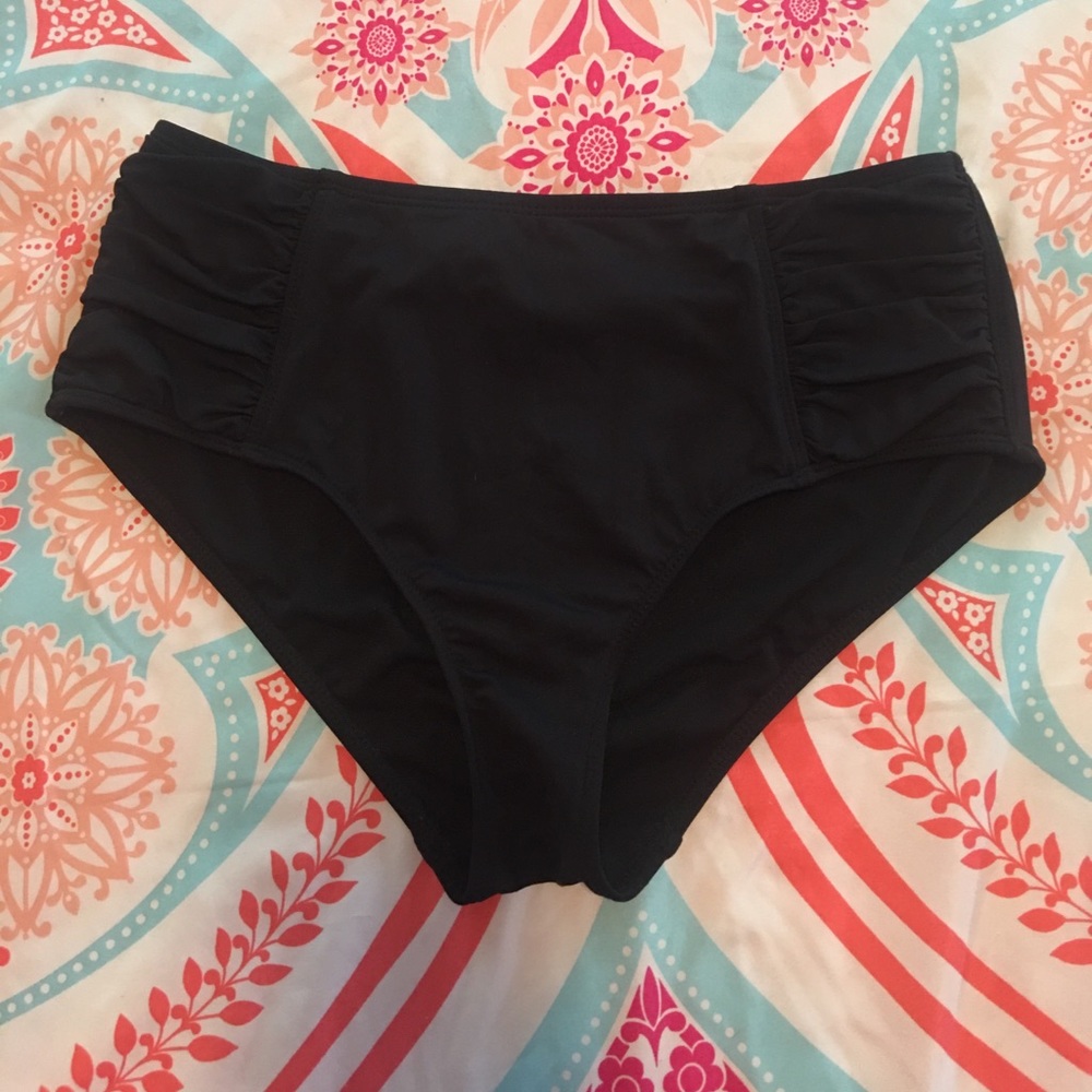 a.n.a Sz xs swim bottom